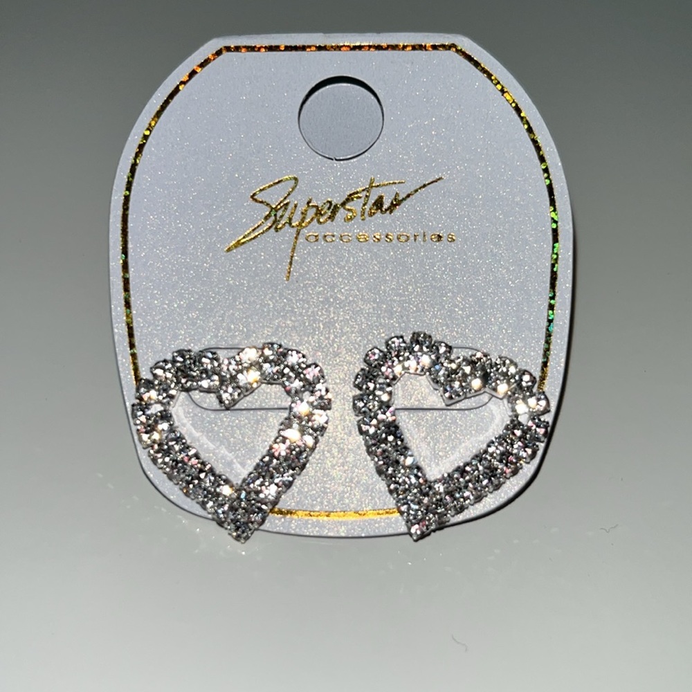 Heart crystal stud earring- SILVER - Picture 2 of 7